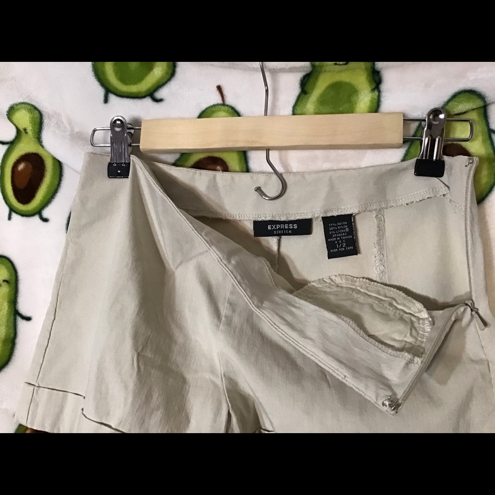 NWOT Express stretchy NUDE dress shorts
